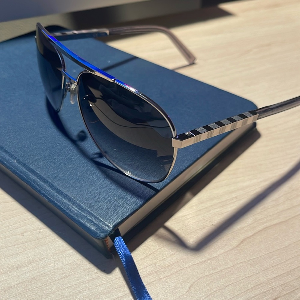 Silver Louis Vuitton Sunglasses Z0340U Attitude Pilote Sunglasses